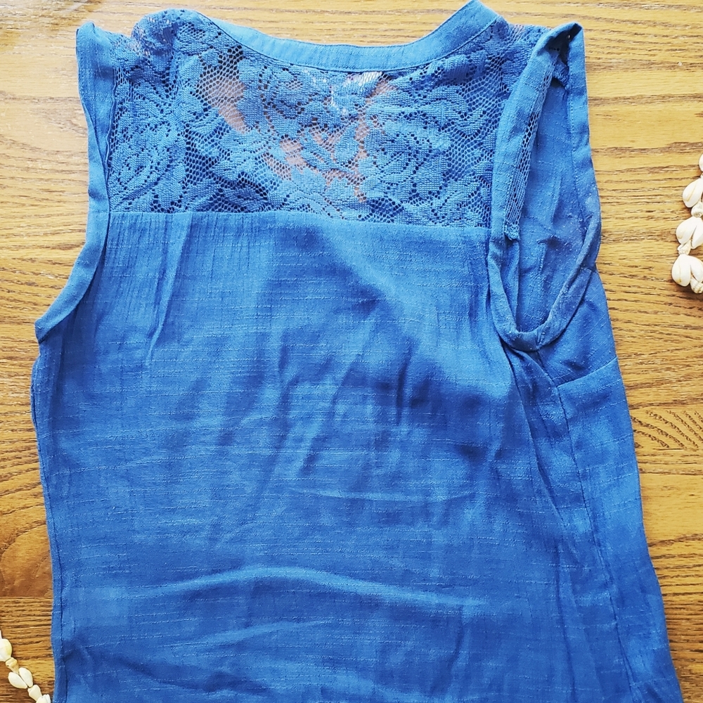 Blue Blouse - Picture 2 of 3